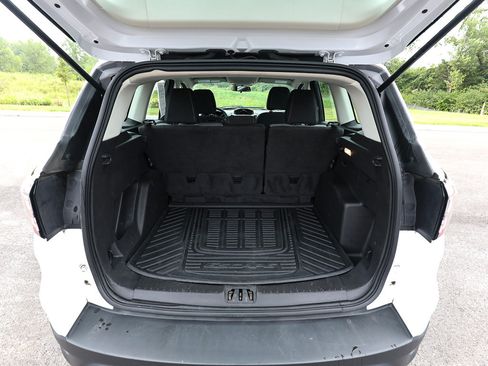 Used 2017 Ford Escape S FWD image 7