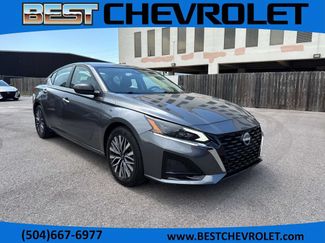 Used 2025 Nissan Altima 2.5 SV FWD video 1