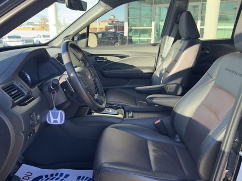 Certified 2023 Honda Ridgeline Black Edition image 10