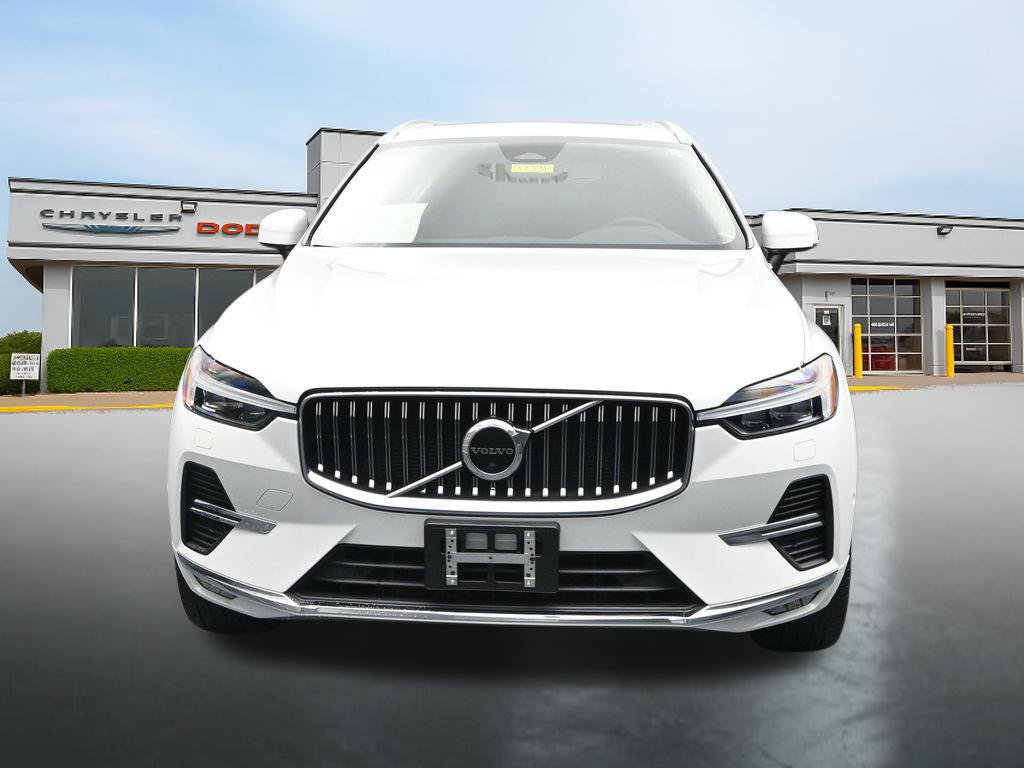 Used 2023 Volvo XC60 B5 Plus w/ Climate Package AWD/4WD image 8
