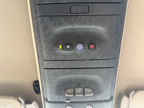 Used 2000 Cadillac Escalade 4WD image 21