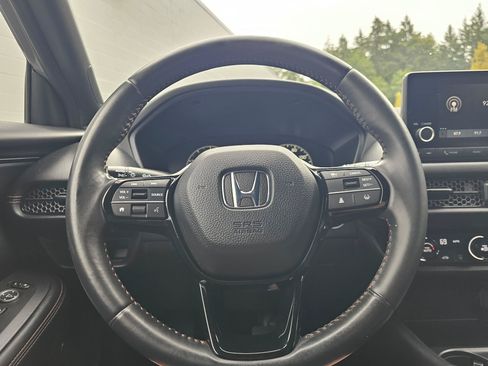 Used 2024 Honda HR-V Sport image 25