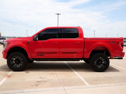 Used 2022 Ford F150 XLT w/ Equipment Group 302A High AWD/4WD image 3