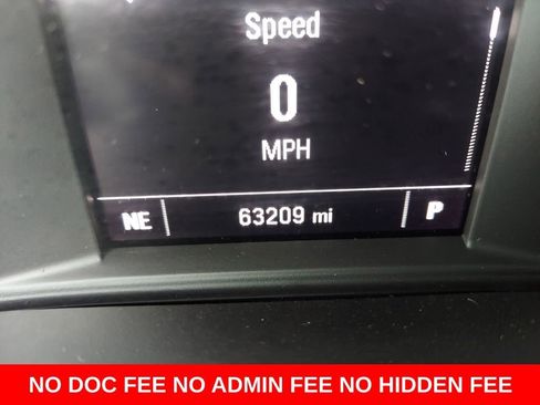 Used 2022 Chevrolet Traverse LS AWD/4WD image 17