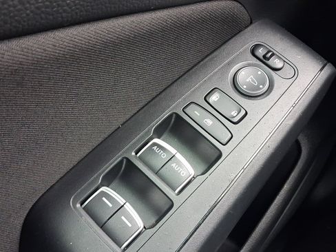 Used 2023 Honda Civic Sport image 13