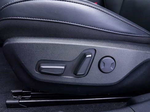 Used 2025 Kia EV6 Wind RWD image 20