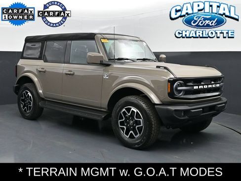 Used 2025 Ford Bronco Outer Banks AWD/4WD image 4