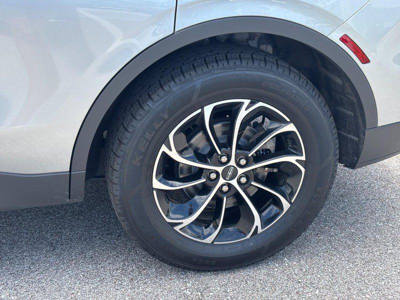 Certified 2024 Lincoln Nautilus Premier AWD/4WD image 7