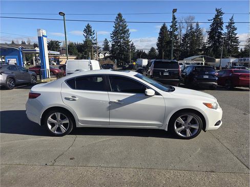 Used 2014 Acura ILX w/ Premium Package image 1