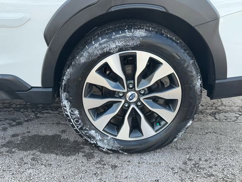 Used 2023 Subaru Outback Touring XT image 10