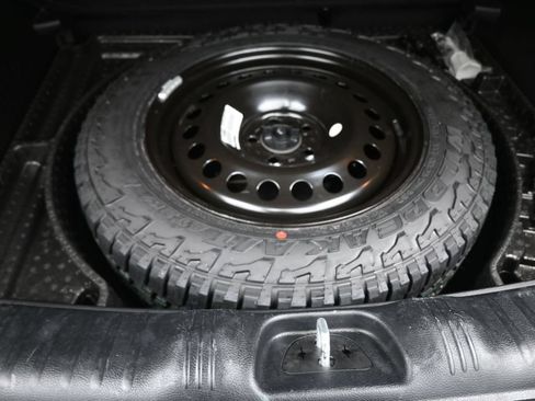 Used 2024 Jeep Compass Trailhawk AWD/4WD image 16