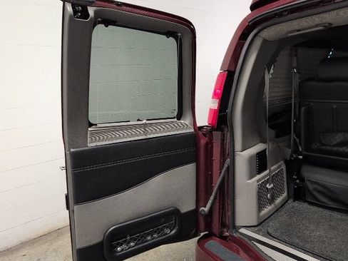 Used 2021 Chevrolet Express 2500 LS w/ Enhanced Convenience Package RWD image 20