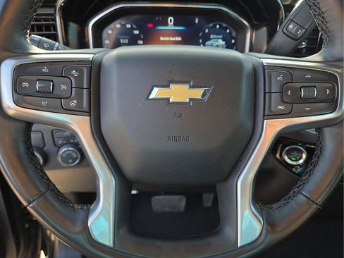 Used 2025 Chevrolet Silverado 1500 LT image 31