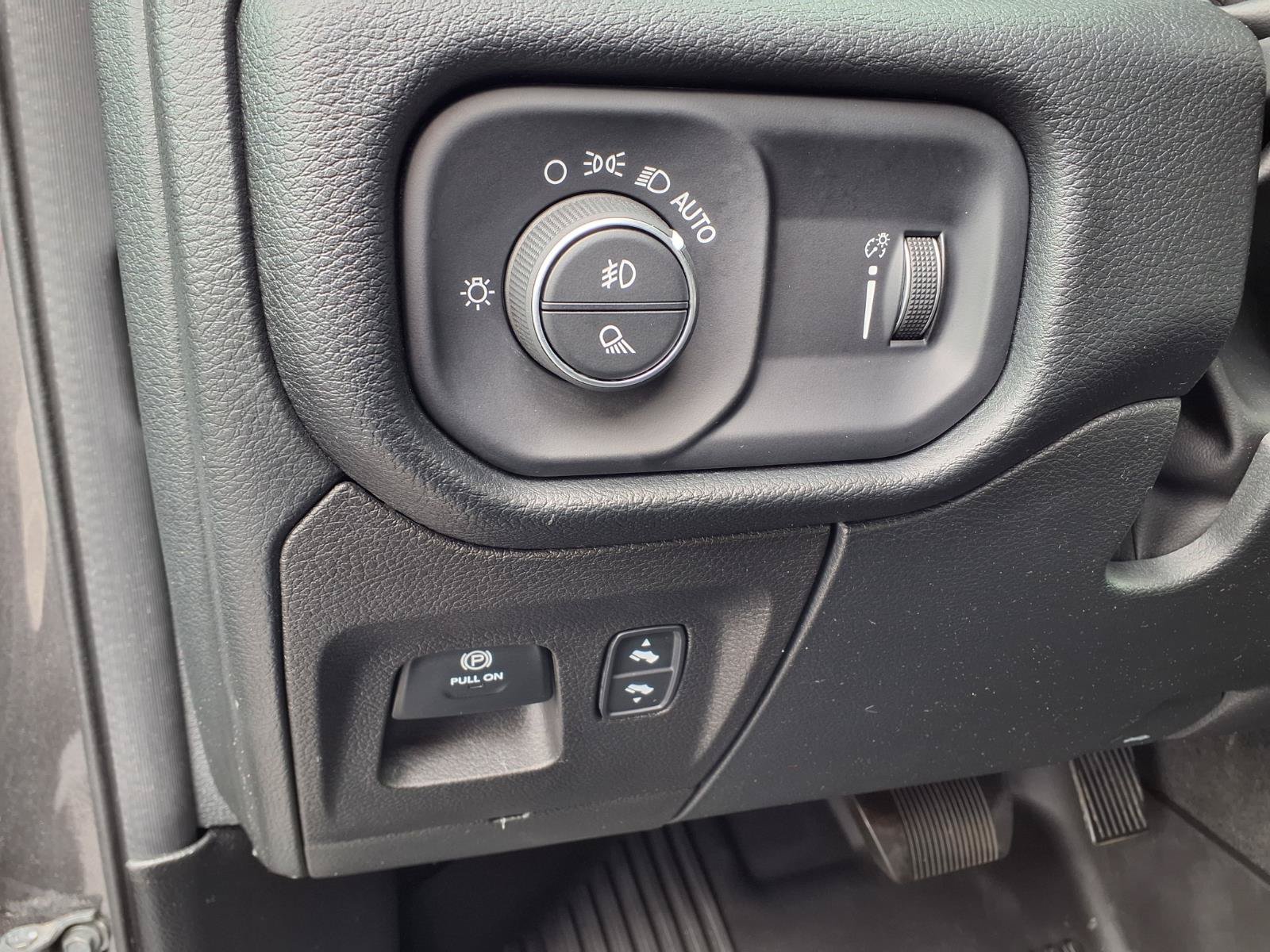 Used 2022 RAM 1500 Big Horn AWD/4WD image 20