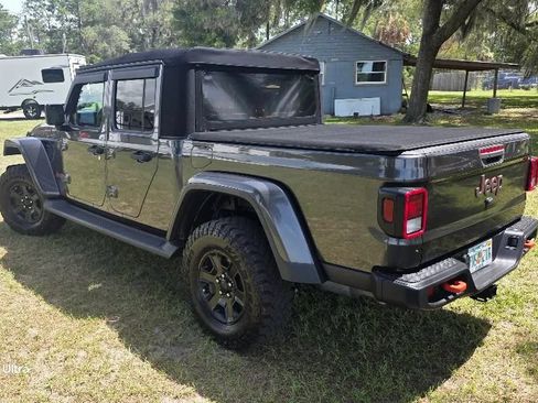 Used 2021 Jeep Gladiator Mojave AWD/4WD image 6