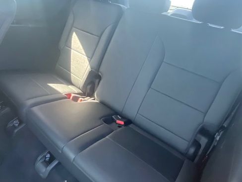 Used 2025 Buick Enclave Sport Touring FWD image 28