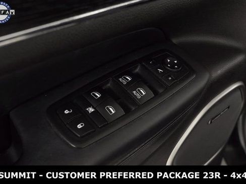 Used 2017 Jeep Grand Cherokee Summit w/ Skid Plate Group image 18