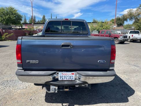 Used 2004 Ford F250 XLT AWD/4WD image 8