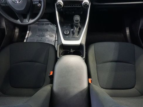 Used 2025 Toyota RAV4 LE AWD/4WD image 25