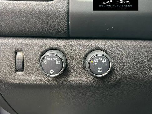 Used 2022 Chevrolet Colorado LT w/ Safety Package image 17