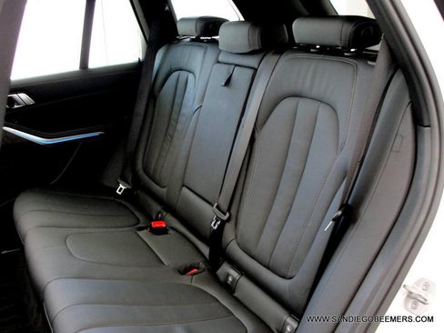 Used 2022 BMW X5 sDrive40i w/ M Sport Package image 80