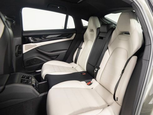 New 2026 Porsche Panamera 4 image 35