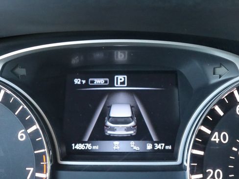 Used 2019 Nissan Pathfinder SL AWD/4WD image 47