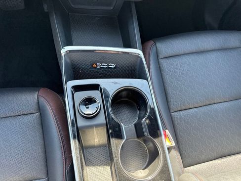 Certified 2025 Chevrolet Equinox RS FWD image 21