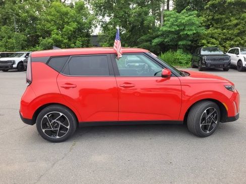 Certified 2024 Kia Soul EX FWD image 6