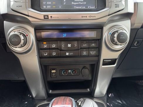 Used 2018 Toyota 4Runner Limited AWD/4WD image 14