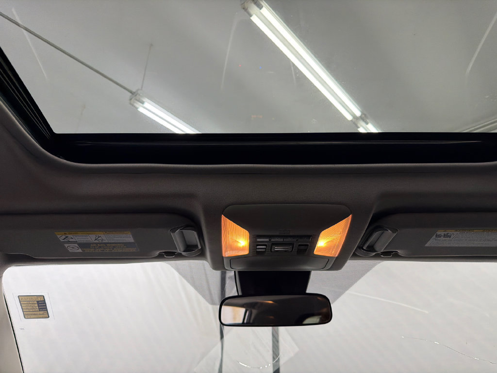 Used 2019 Toyota RAV4 XLE Premium FWD image 23