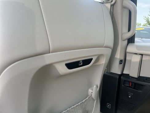 Used 2020 Chrysler Pacifica Limited FWD image 19