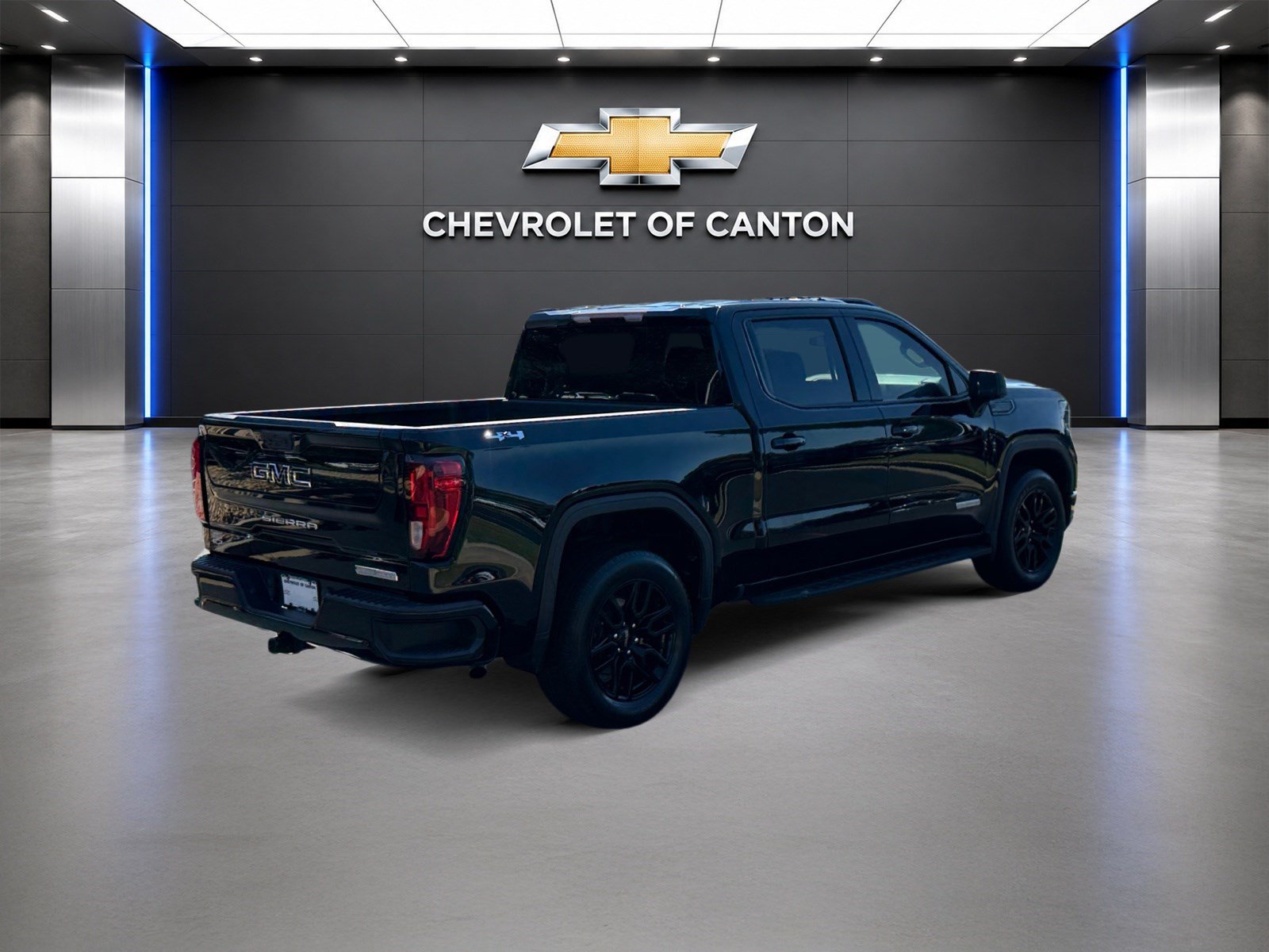 Used 2023 GMC Sierra 1500 Elevation AWD/4WD image 5