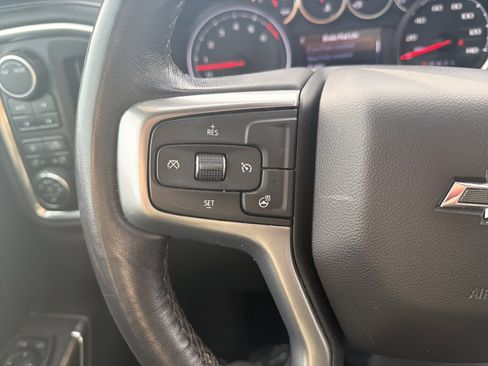 Used 2022 Chevrolet Silverado 1500 RST image 17