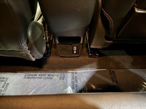 Used 2023 Buick Encore GX Select w/ Sport Touring Package image 15