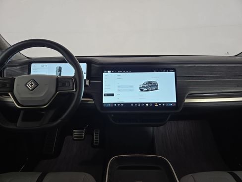 Used 2023 Rivian R1S Launch Edition Quad AWD/4WD image 27