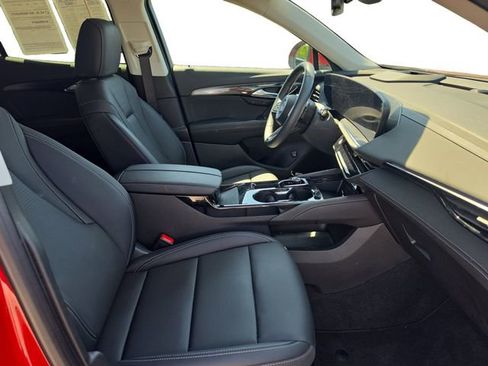 Used 2025 Buick Envision Preferred AWD/4WD image 17