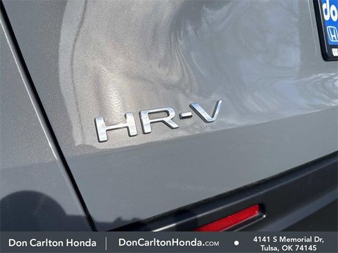 Used 2025 Honda HR-V Sport image 6