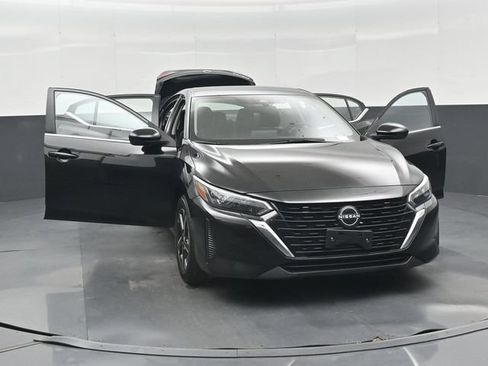 Used 2025 Nissan Sentra SV FWD image 54