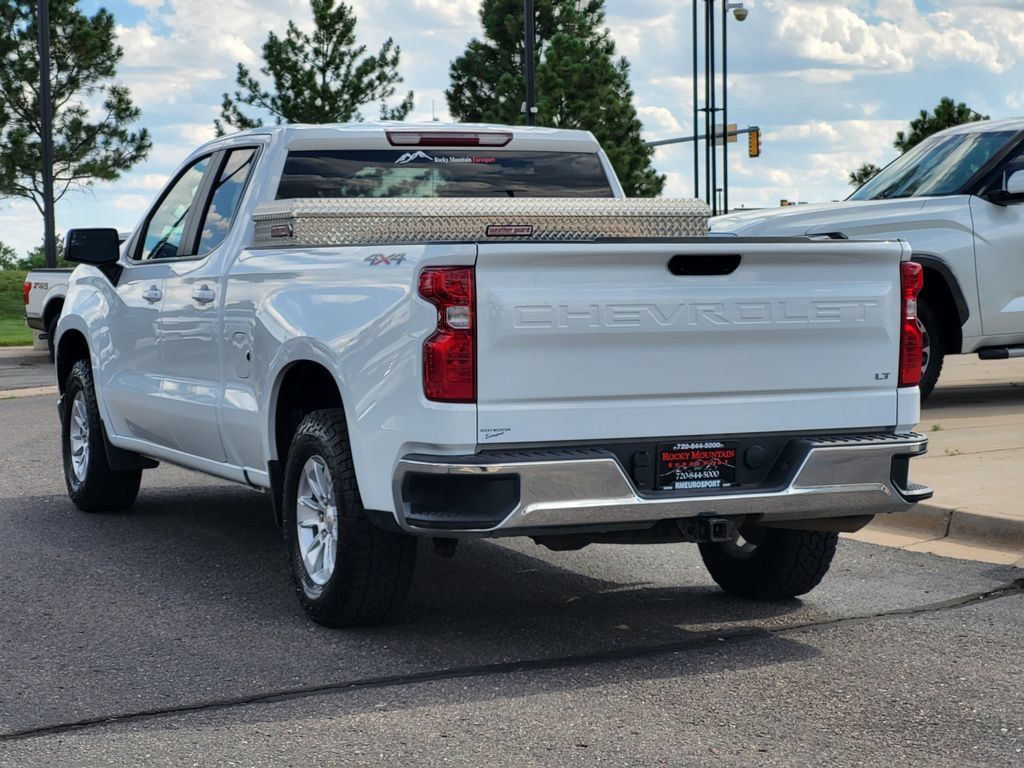 Used 2021 Chevrolet Silverado 1500 LT AWD/4WD image 6