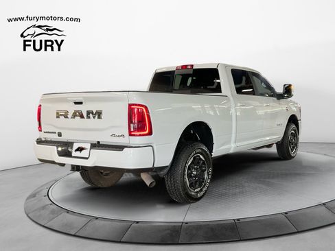 Used 2026 RAM 2500 Laramie AWD/4WD image 3