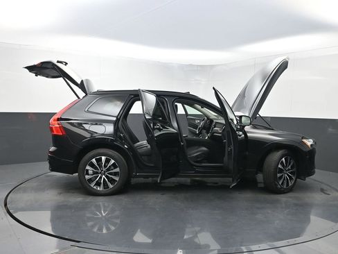 Used 2024 Volvo XC60 B5 Plus w/ Protection Package Premier image 35