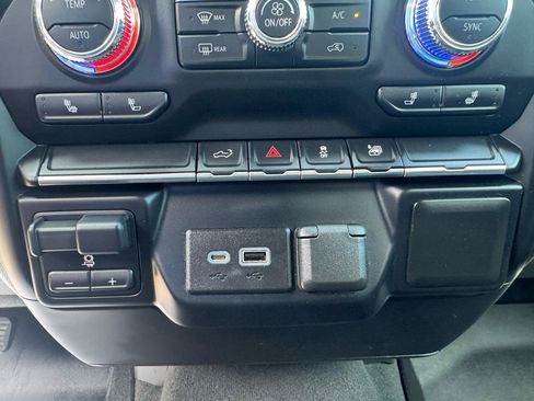 Used 2022 GMC Sierra 1500 Elevation AWD/4WD image 21