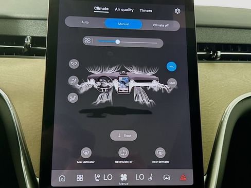 New 2025 Volvo EX90 Ultra w/ Protection Package Premier image 15