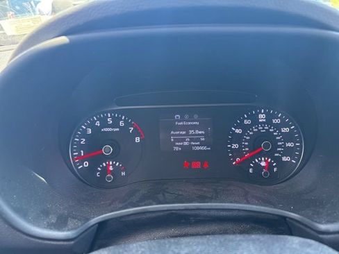 Used 2020 Kia Soul FWD image 7