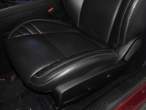 Used 2019 Dodge Challenger SRT Hellcat Redeye image 24