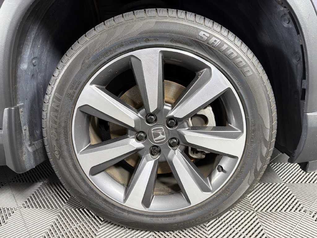 Used 2023 Honda Pilot Elite image 11