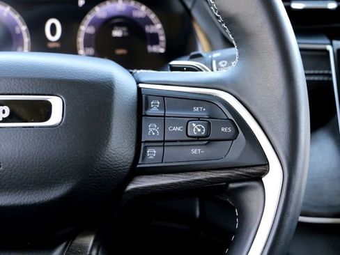 Used 2021 Jeep Grand Cherokee L Limited image 13