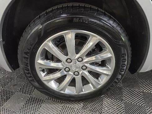 Used 2019 Buick Envision Essence AWD/4WD image 16