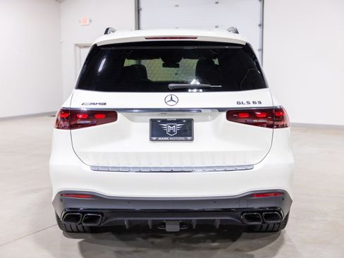 Used 2024 Mercedes-Benz GLS 63 AMG 4MATIC image 8